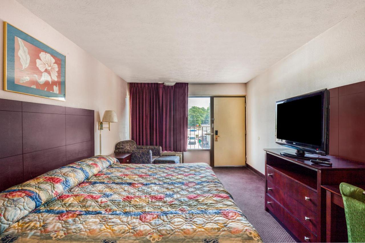 Oyo Hotel Decatur I-20 East & Wesley Club Dr Exterior foto