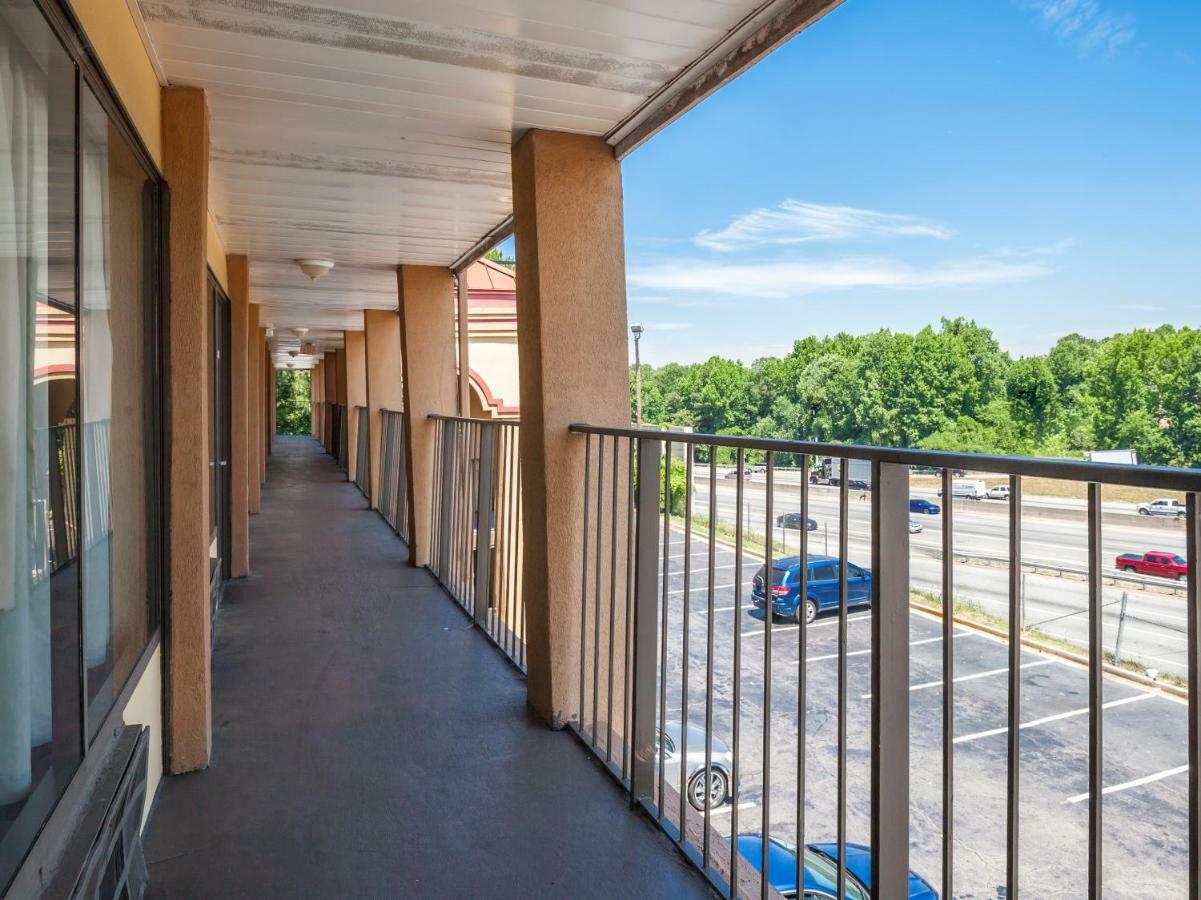 Oyo Hotel Decatur I-20 East & Wesley Club Dr Exterior foto